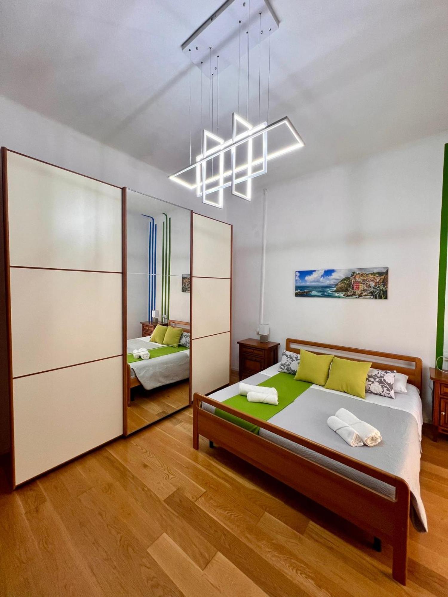 Casa Vacanze 5 Terre Express Специя Экстерьер фото